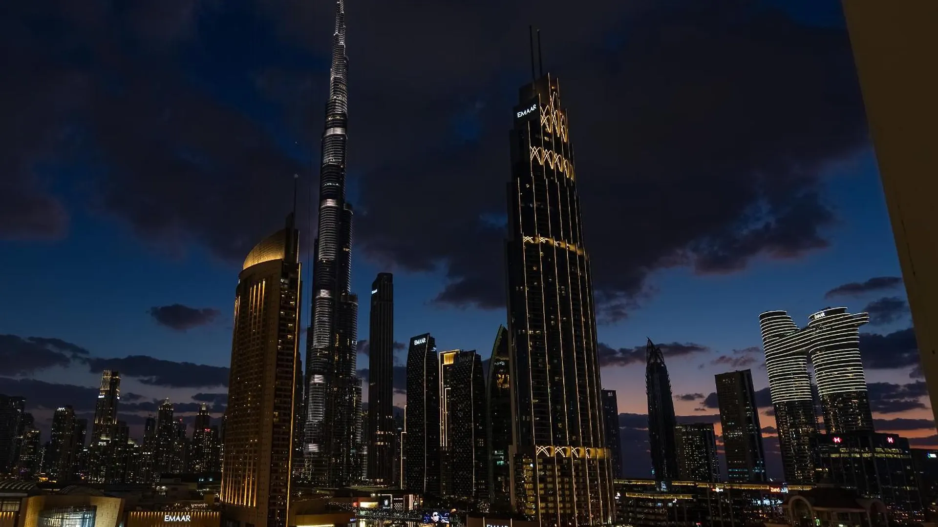 Downtown Views 1108 Burj Apartment Dubai